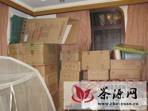 广州荔湾警方缴获8吨假劣普洱茶